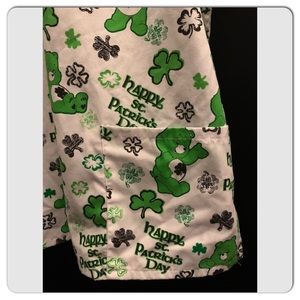 Lucky care bear nurse scrub size xl. 3 pockets